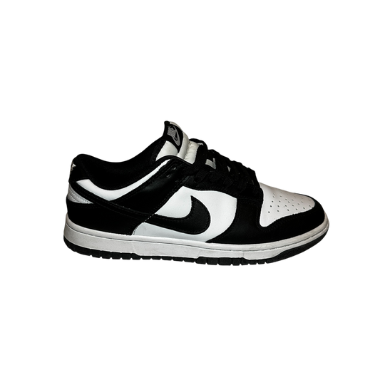 NIKE DUNK LOW PANDA (HASZNÁLT)